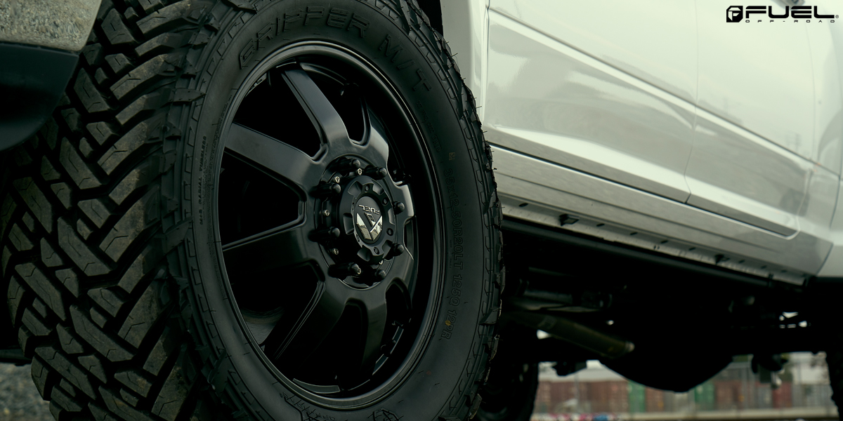 Dodge Ram 3500 w 20” Fuel Maverick – D538 Wheels & 35” Tires
