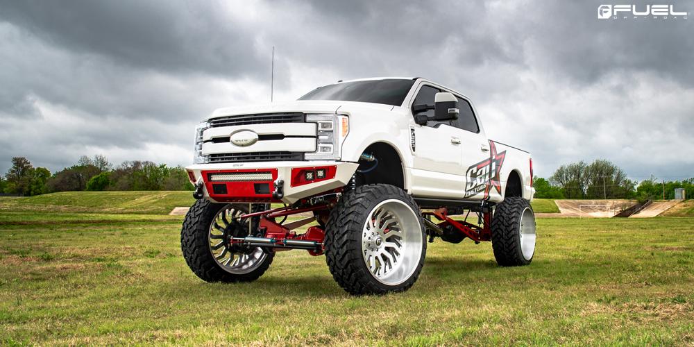 Ford F-250 Super Duty w/ 30x16 Fuel FF43 Wheels - WheelsASAP