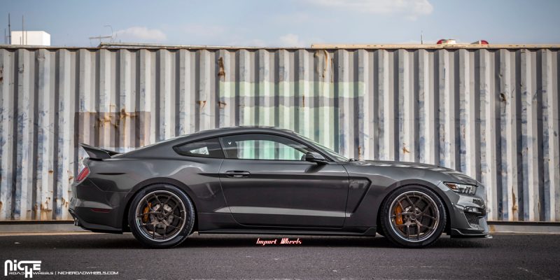 Ford Mustang 20 Niche Caprese Wheels