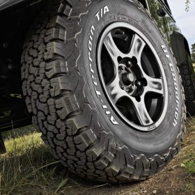 Nexen Tires Roadian A/T Pro RA8 