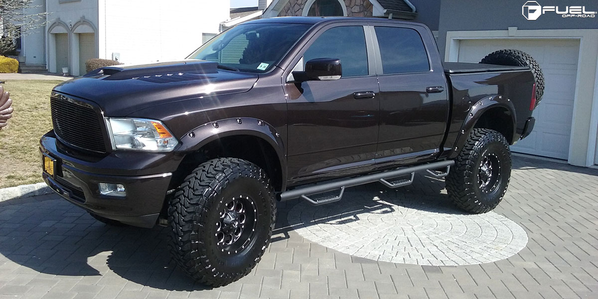 Dodge Ram 1500 17x9 Fuel Revolver D525 Wheels