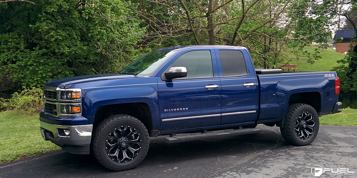 Chevrolet Silverado 1500 20x9 Fuel Assault D576 Wheels