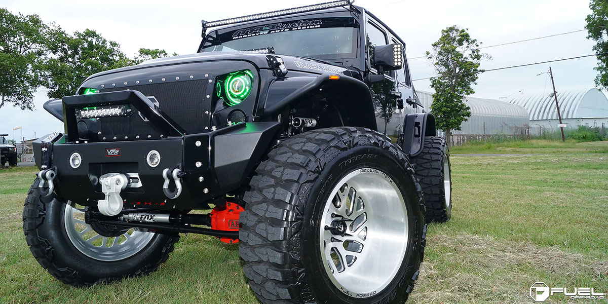 Jeep Wrangler 22x14 Fuel FF29 Wheels
