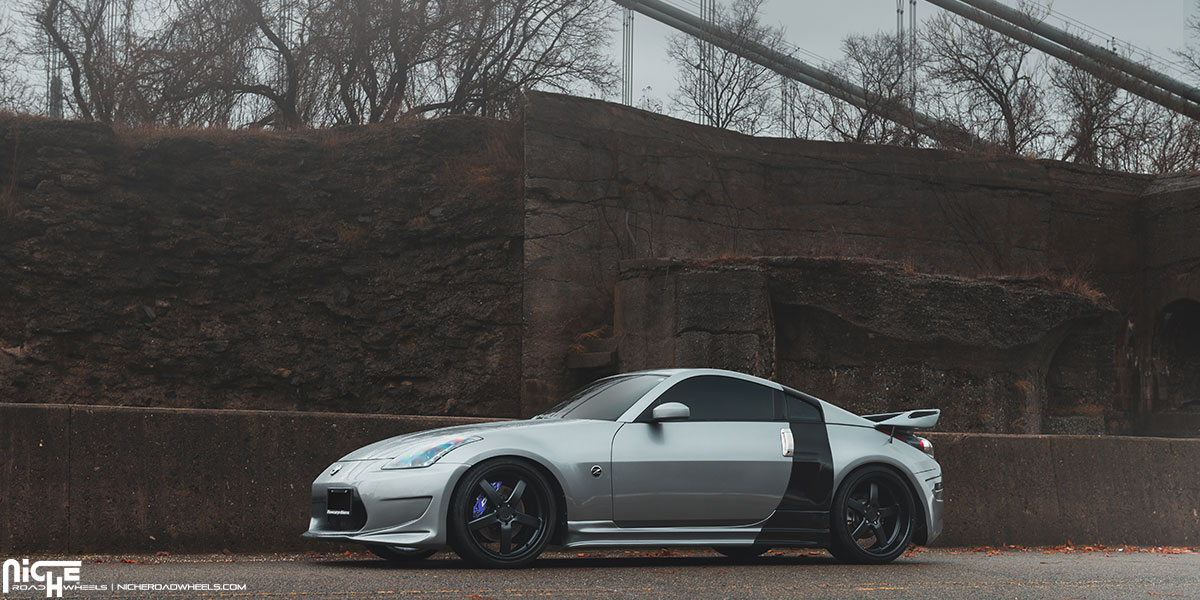 Nissan 350Z 20x8.5 Niche Pantano M173 Wheels