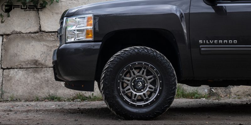Chevrolet Silverado 1500 18x9 Fuel Hostage III D568 Wheels