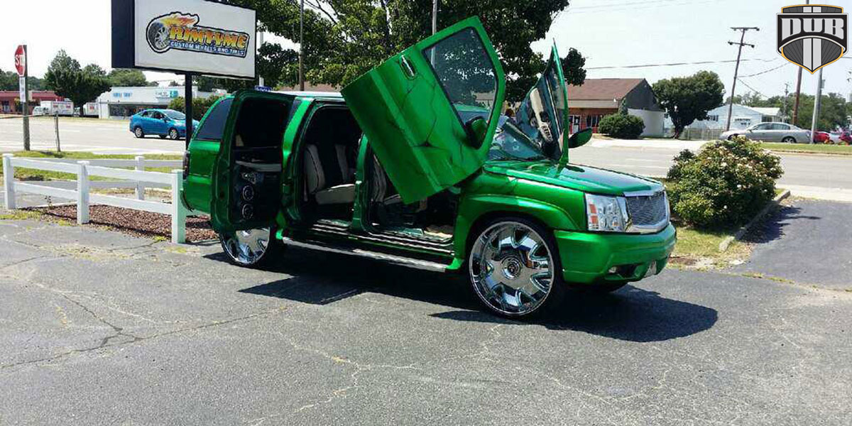 Cadillac Escalade 30x10 DUB Bandito S136 Wheels