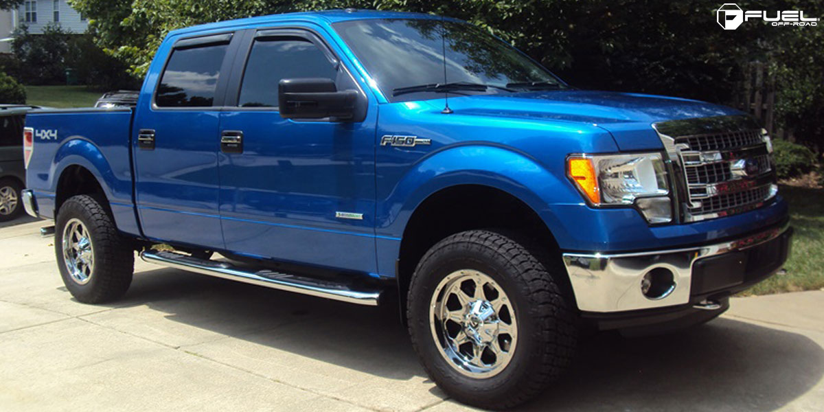 Ford F-150 w/ 18x9 Fuel Boost D533 Wheels