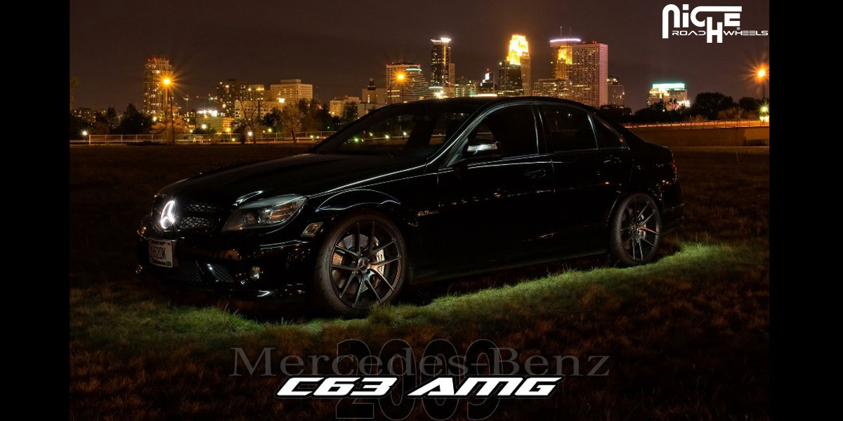 Mercedes-Benz AMG C63 19x8.5 Niche Targa M130 Wheels