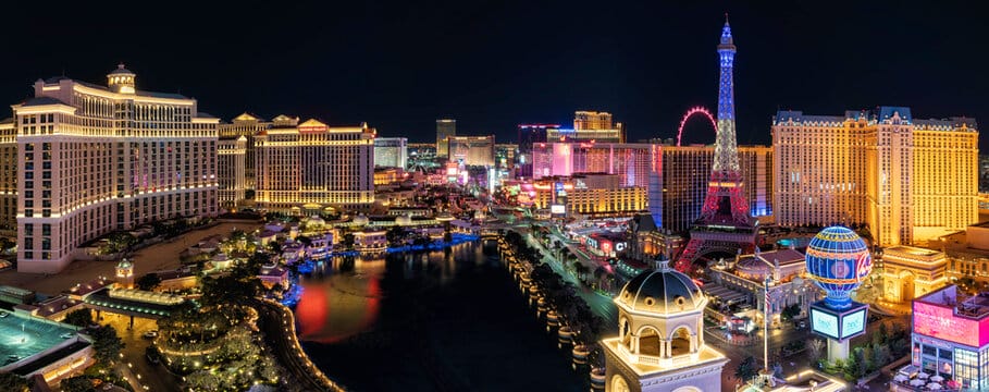 Las Vegas Strip illuminated at night skyline view.