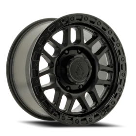 BOOST SATIN BLACK GLOSSY BLACK LIP